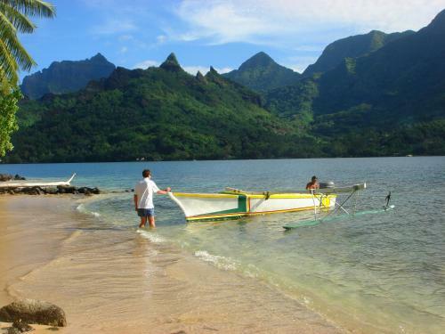 Robinson's Cove Villas
