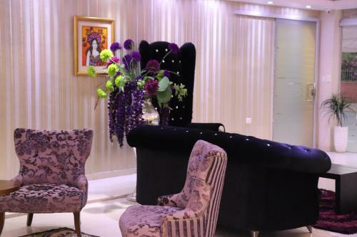 Hotel Luxsur