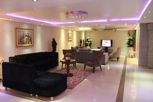 Hotel Luxsur
