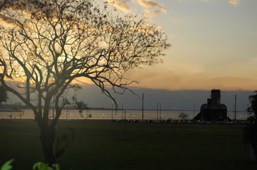 Colonial Hostel & Camping