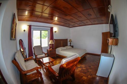 Hostal Hotel Rebequet