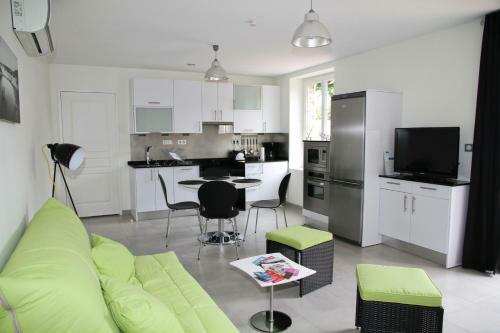 Apartamento Loya - Apt 3*** Dans Villa Typique Avec Piscine