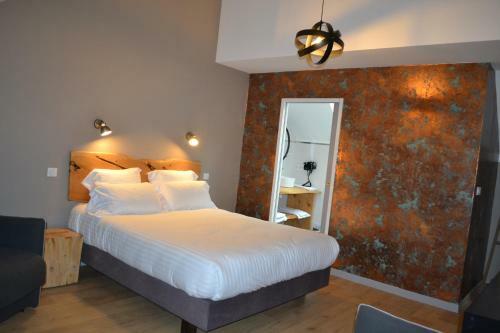 Hotel Logis Auberge de Pont Calleck