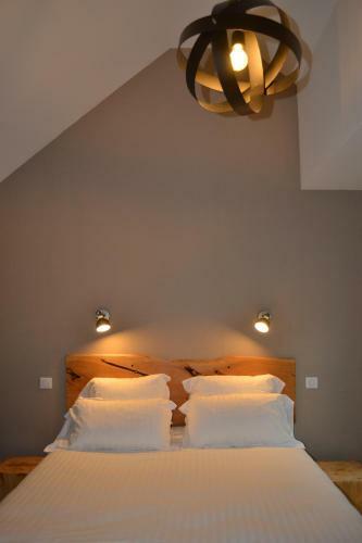 Hotel Logis Auberge de Pont Calleck