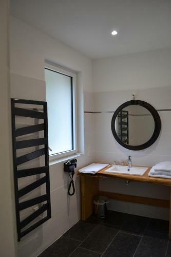 Hotel Logis Auberge de Pont Calleck