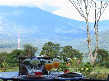 Los Establos Boutique Hotel