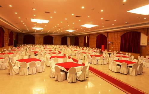 Hotel Ramee Dream Resort