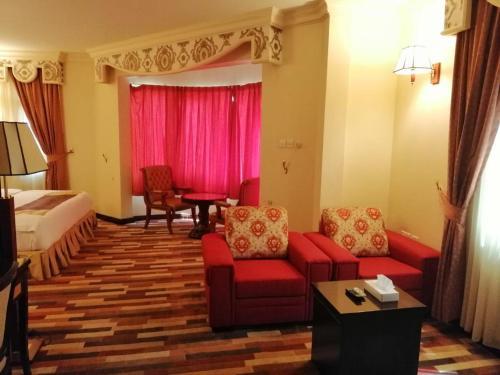 Dmas Hotel