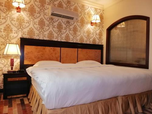 Dmas Hotel