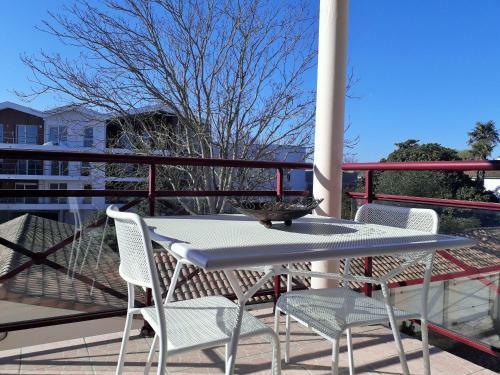Apartamento 2 Pieces Terrasse Parking Au Calme Pheobus