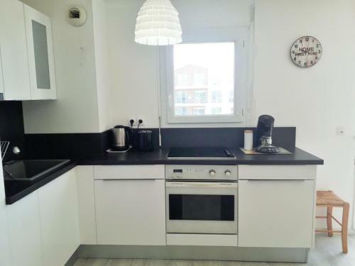 Apartamento 2 Pieces Terrasse Parking Au Calme Pheobus