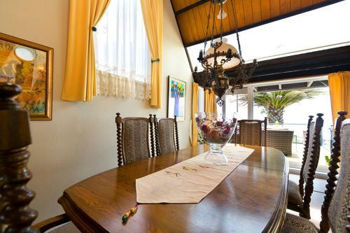 Bed & Breakfast Tivoli Homestay