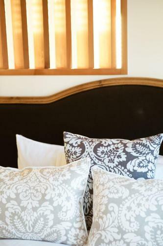 Bed & Breakfast Hosking House