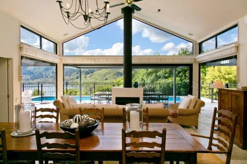 Lodge The Point Villas