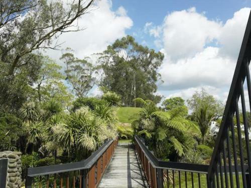 The Narrows Landing Hotel