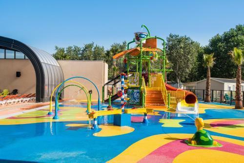 Camping Les Tamaris **** - Maeva