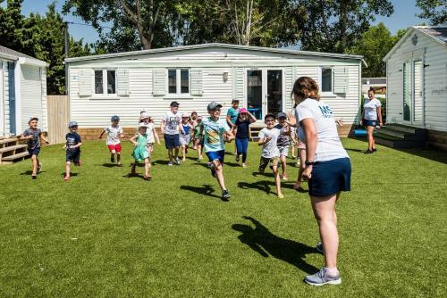 Camping Les Tamaris **** - Maeva