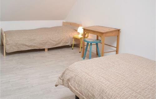 Three-bedroom Holiday Home In Le Bourg-dun