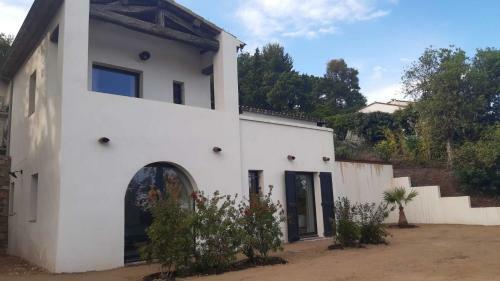 Villa Proven�ale Contemporaine Vue Mer