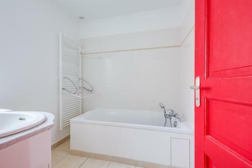Spinelle - Maison 3 Chambres Avec Jardin - Plage � 100 M