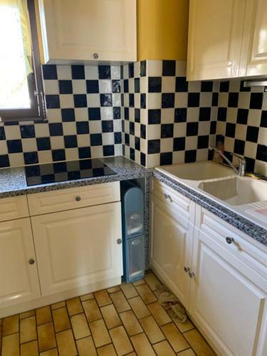 Apartment At 2 Steps From The Beach!