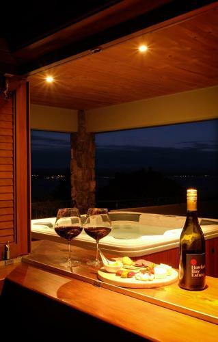 Acacia Bay's Tauhara Sunrise Lodge