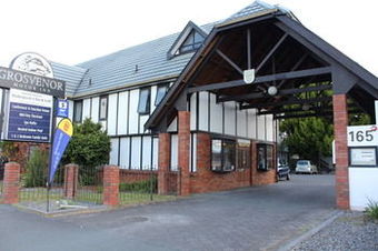 Grosvenor Motor Inn