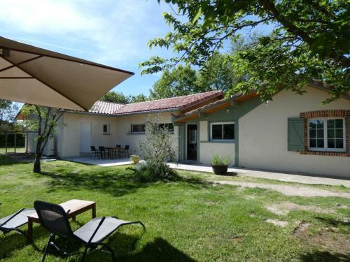 G�te L�on, 7 Pi�ces, 15 Personnes - Fr-1-360-481