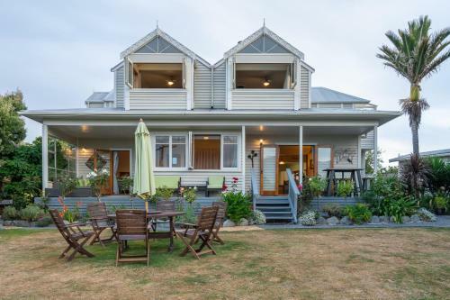 Bed & Breakfast Nikau Lodge