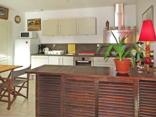 Holiday Home La Maison Aux Ibis - Rhu355