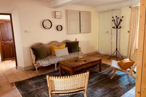 Villa Terrubi Beautiful Authentic Bastide Nestled In The Vineyards