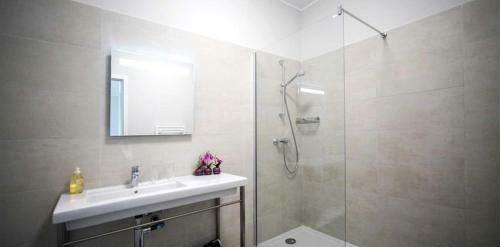 L'ile-rousse Villa Sleeps 2 Pool Air Con T805884