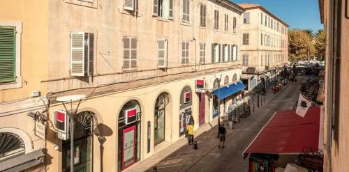 L'ile-rousse Apartment Sleeps 2 Air Con Wifi