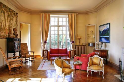 Lombron Chateau Sleeps 18 Pool Air Con Wifi