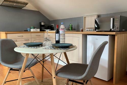 Scandinavian Style Apartment - For Two People Near Chartres