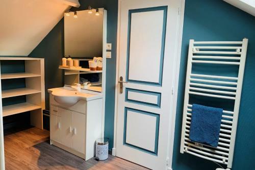 Scandinavian Style Apartment - For Two People Near Chartres