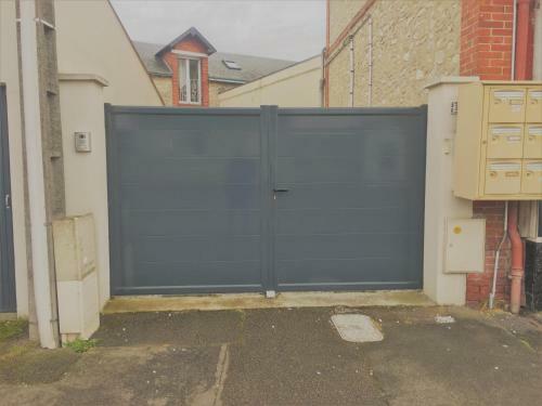 Scandinavian Style Apartment - For Two People Near Chartres
