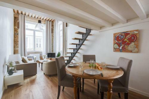 Apartamento Guestready - Magnificent Duplex Canut Hypercentre