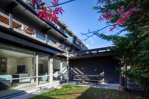 22 Hallenstein Apartment (m2)