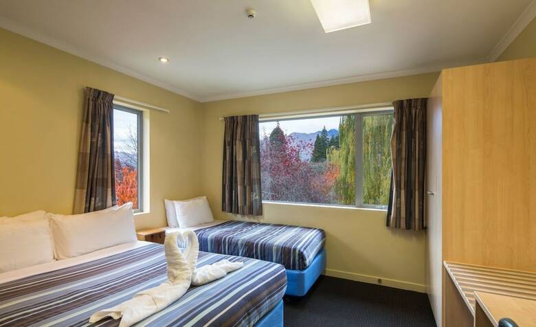 Hotel Pinewood Lodge