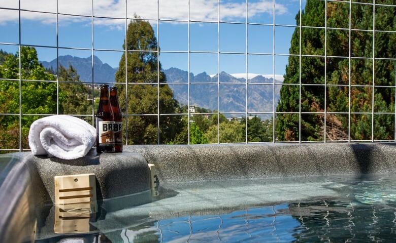 Hotel Pinewood Lodge
