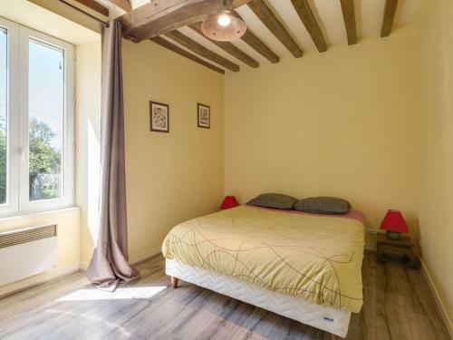 Classic Holiday Home In Maisons Near Sea