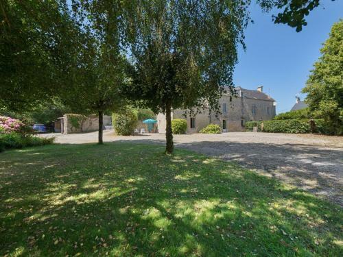 Classic Holiday Home In Maisons Near Sea