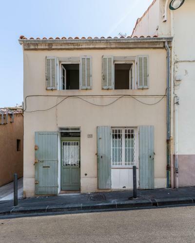 Au Vallon - Petite Maison � Quelques M�tres de La Mer