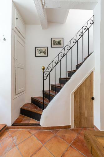 Au Vallon - Petite Maison � Quelques M�tres de La Mer