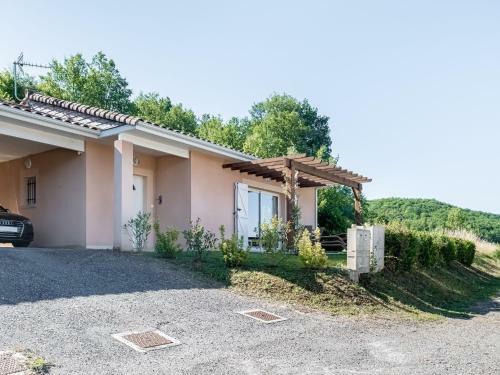 Ravishing Villa In Masseube With Swimming Pool