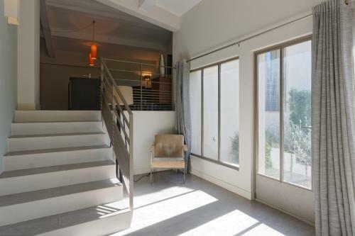 Hugo Private Apartment