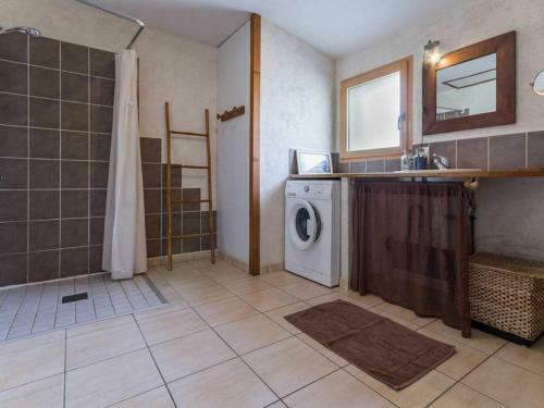 G�te Mesquer, 5 Pi�ces, 7 Personnes - Fr-1-306-1064