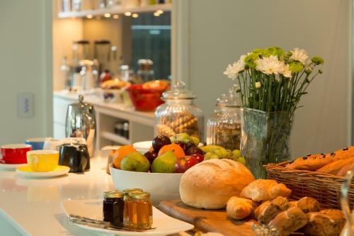 Bed & Breakfast The Establishment Boutique Accommodation