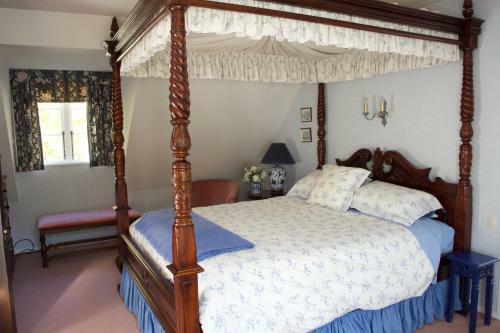 Bed & Breakfast Trelawn Place